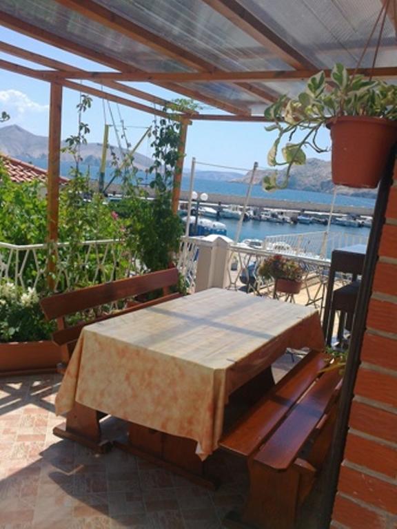 Apartment Mira Baška Exterior foto
