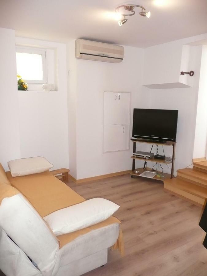 Apartment Mira Baška Exterior foto
